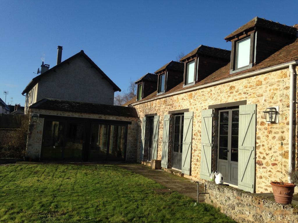 La Ferme Du Vieux Moulin Hotel Saint-Germain-les-Arpajon Exterior photo