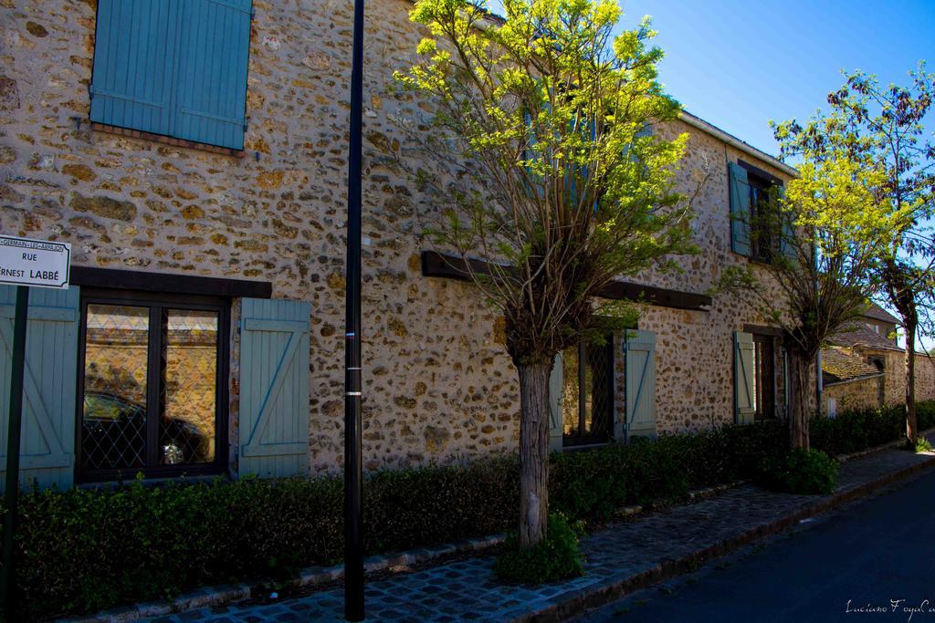 La Ferme Du Vieux Moulin Hotel Saint-Germain-les-Arpajon Exterior photo